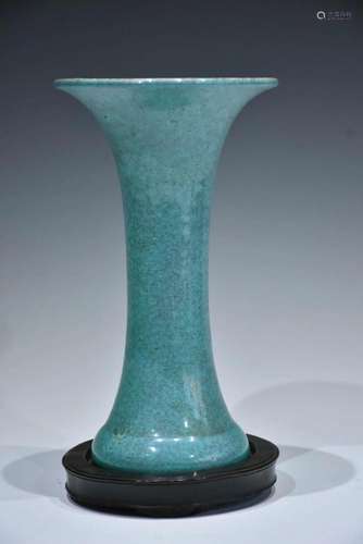 A LARGE LUJUN GLAZED BEAKER VASE MID-QING DYNASTY