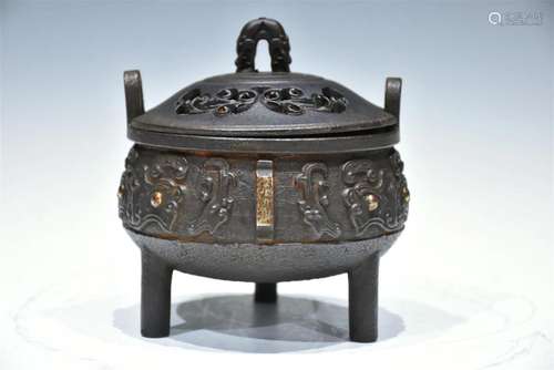 A RARE IRON INLAID WITH GOLD TRIPOD CENSER AND LID MID- QING...