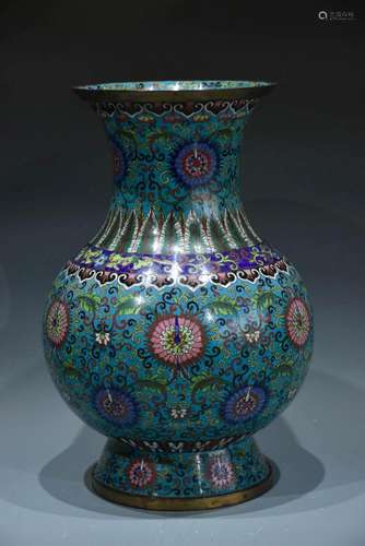 A LARGE RARE CLOISONNE ENAMEL ZUN QING DYNASTY, QIANLONG PER...