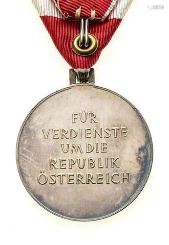 AUSTRIA CROSS OF MERIT OF THE AUSTRIAN REPUBLIC SILVER, 40 M...