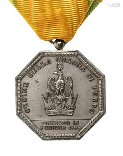 FRANCE MEDAL OF THE ORDER OF THE IRON CROWN SILVER, 33,43 MM...