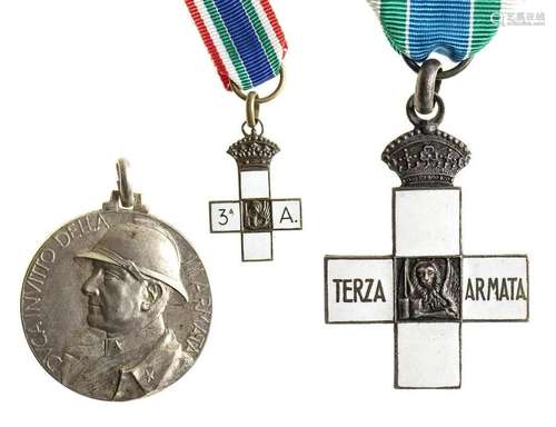 ITALY, KINGDOM LOT OF CROSS, MINIATURE AND MEDAL OF THE THIR...