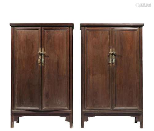 Chinese Huanghuali Curio Cabinet