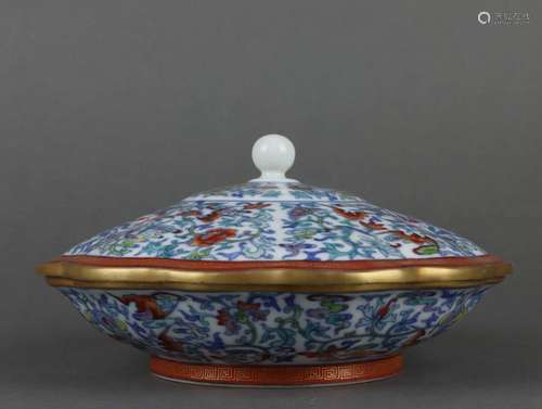 Doucai Glaze Lotus Box and Cover