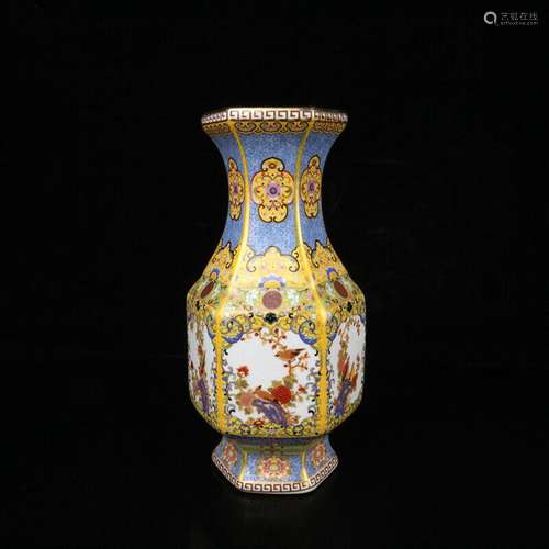 Chinese Enamel Porcelain Handmade Exquisite Vase 61165