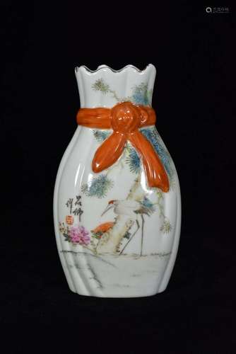 Chinese Porcelain Handmade Exquisite Vase 66522