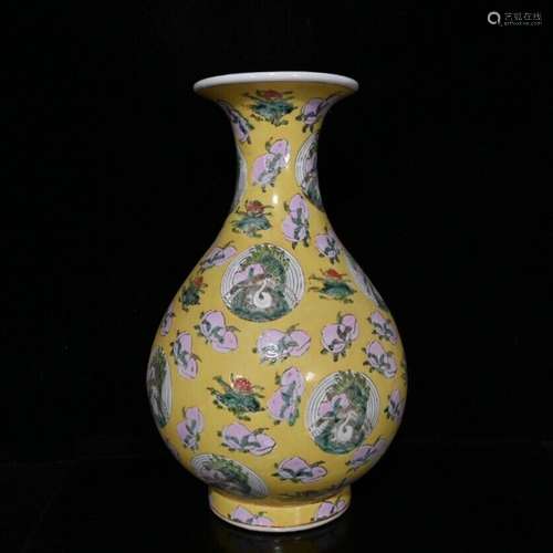 Chinese Porcelain Handmade Exquisite Vase  12661