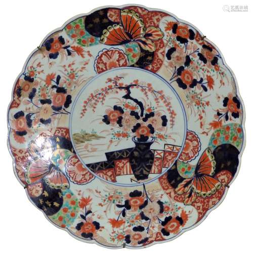 Large Late-19th Century Meiji Period Japanese Imari Charger