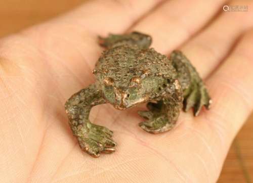 old bronze jinchan fortune frog figure statue Tea plate tabl...