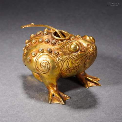 A Bronze-gilt Toad Waterpot