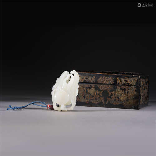 A CHINESE WHITE JADE DECORATIONS ,QING
