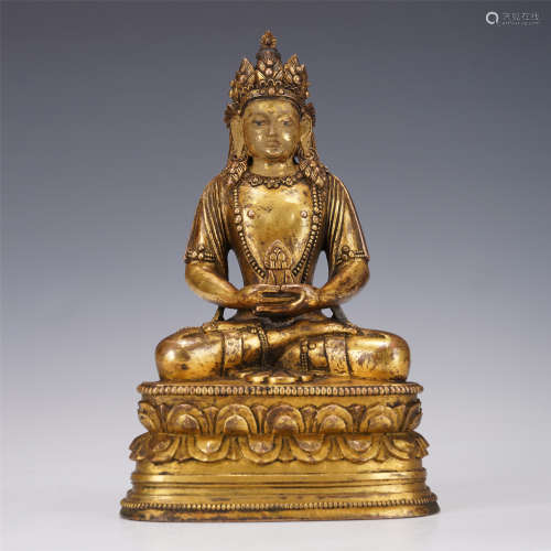 A CHINESE GILT BRONZE FIGURE OF BUDDHA SEATED STATUE,QING