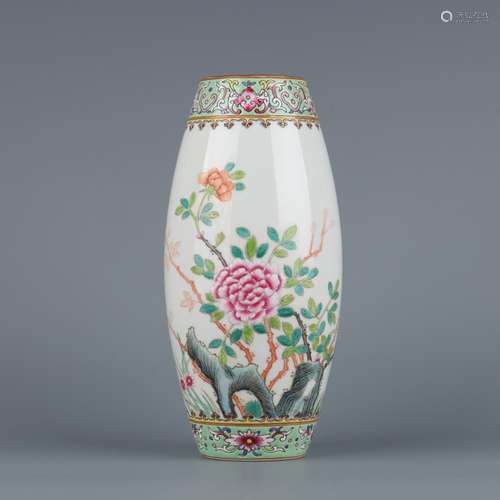 A  QIANLONG FAMILLE ROSE BALUSTER VASE