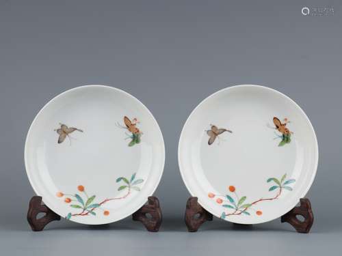 YONGZHENG A PAIR OF FAMILLE ROSE DISHES