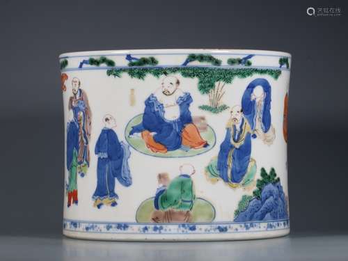 A  KANGXI BLUE AND WHITE WITH WUCAI PAINTING BRUSH POT