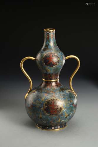 A  Qianlong enamel double ear vase