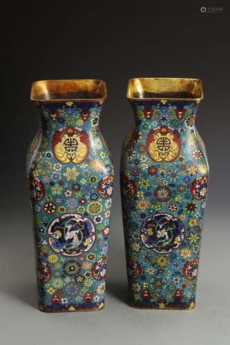 A PAIR OF QIANLONG YEAR MADE FACETED CLOISONNÉ VASES