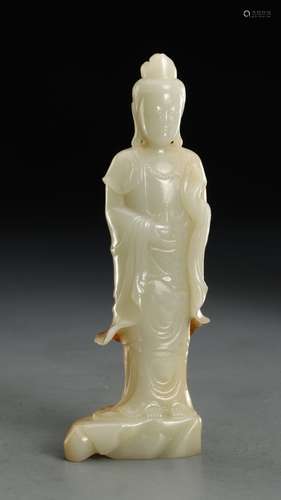 A   JADE GUANYIN STATUE