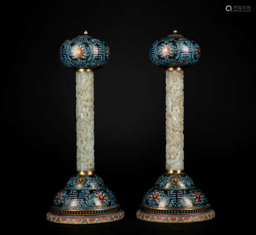 A pair of Cloisonne enamel Aromatherapy inlaid with jade