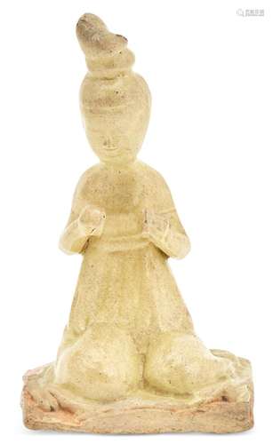 A Chinese Straw Glazed Pottery Figure of an Attendant