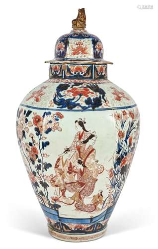 A Large Japanese Imari Porcelain Floor Vase and Cover