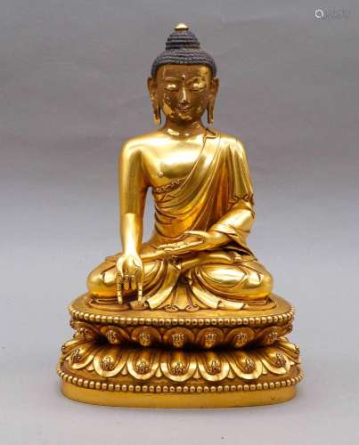 Statuette de bouddha Shakyamuni en bronze doré, représenté a...