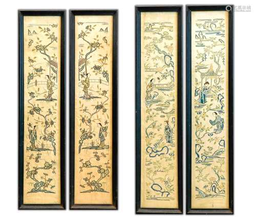Ensemble de quatre (4) panneaux de soie brodée. CHINE, XIXe ...
