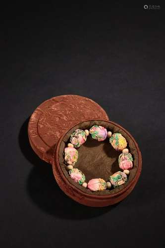 Old Tooth Color Decorated Floral Bead Bracelet