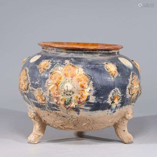 Chinese Sancai Glazed Tripod Vessel