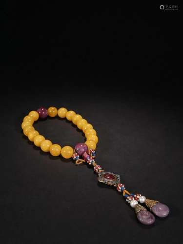 Qing Dynasty - Opaque Amber Carved Eighteen Bead Bracelet