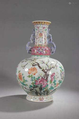 A Famille-rose 'Flower' Vase