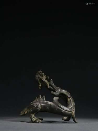 A Bronze Dragon Ornament