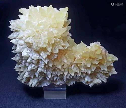 477 Grams AAA Quality Dogtooth Calcite Mineral - 135X124X45 ...