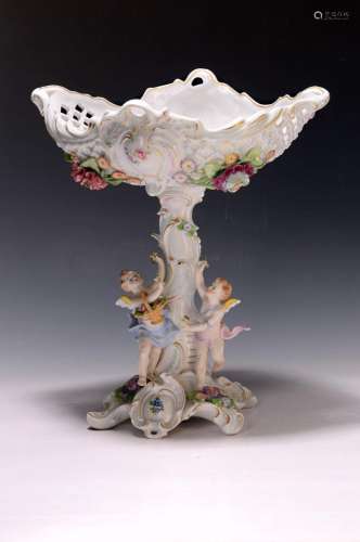 Centrepiece, Sitzendorf, 20th c., porcelain, with two