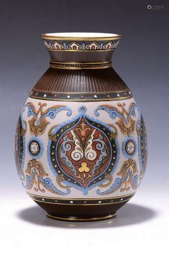 Vase, Villeroy & Boch, 1911, earthenware, colorfully