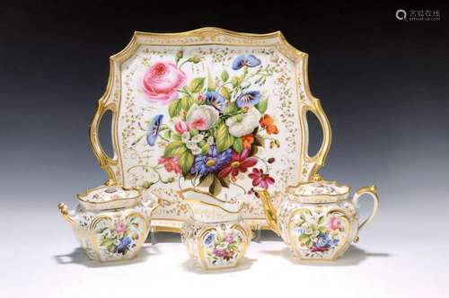 Center piece, probably France around 1870, porcelain