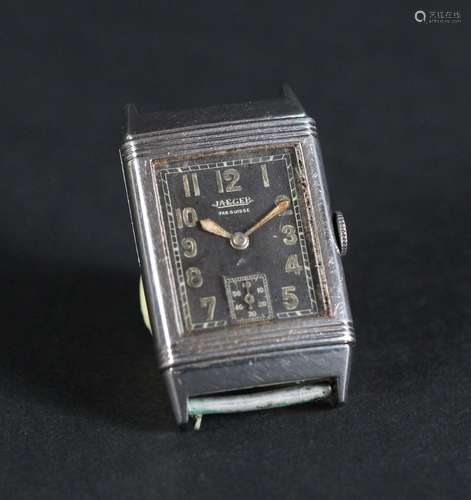 JAEGER. Boîtier de montre modèle REVERSO des années 1930, en...