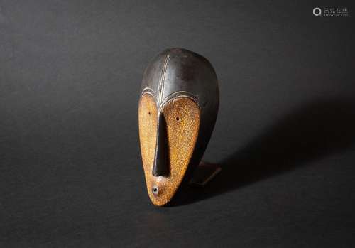 FANG – Gabon. Masque du style. Dimensions: H. 0,37. Ancienne...