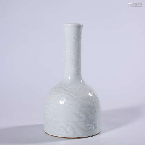 White glaze bell jar