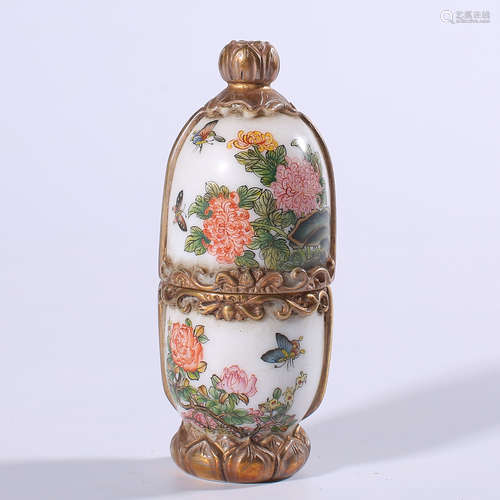 snuff bottle