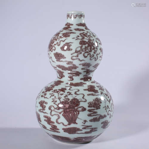 Underglaze red gourd bottle