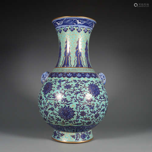 Blue-and-white Turquoise Green Vase with the Pattern of Flor...