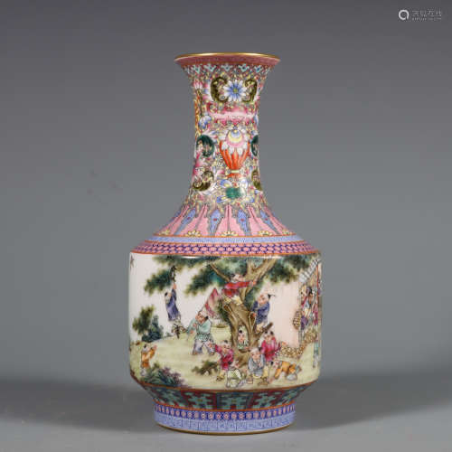 Famille Rose Vase with the Pattern of Kids