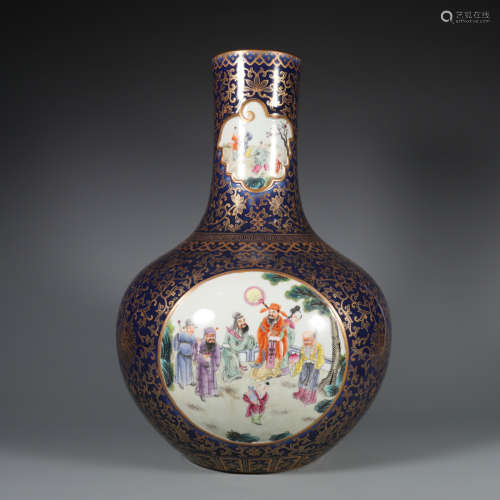 Blue Famille Rose Bottle with the Pattern of Group Celestial