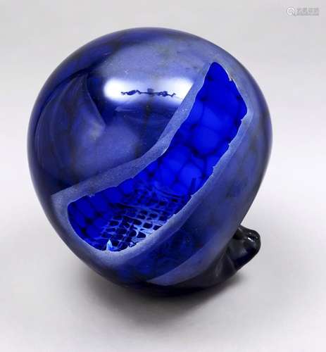 Glass sculpture, 20th c., designed by