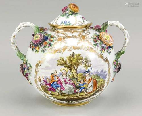 Bellied lidded vase, Meissen, 19th ce