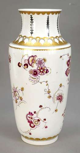 Art Deco vase, KPM Berlin, Anf, 20th