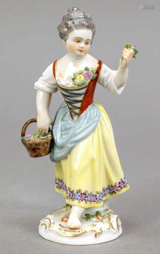 Gardener's girl, Meissen, mark around