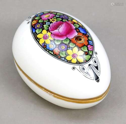 Art deco lidded box in the shape of a