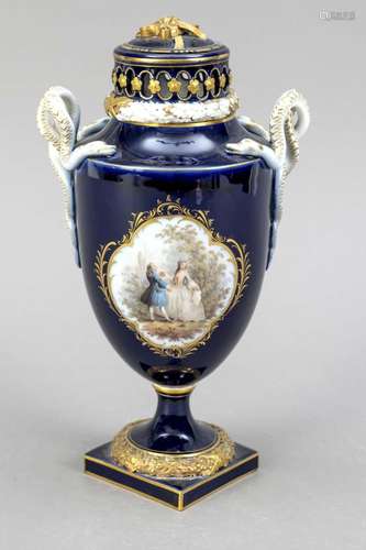 Potpourri lidded vase, Meissen, Knauf